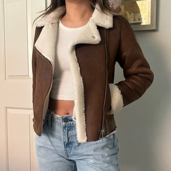 Bloomingdale’s Faux suede & shearling Jacket - Picture 2 of 6